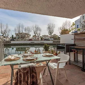 Goldhome - Port Petit - Casa 4 Habitaciones, Amarre, Wifi, Aire Acondicionado Hébergement de vacances Empuriabrava